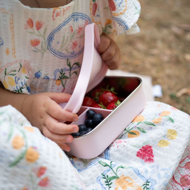 JBØRN Personalised Set | Water Bottle & Lunch Box Set Unicorns Lunch Box Set - Personalisable Baby Products Sold and Personalised by JustBørn