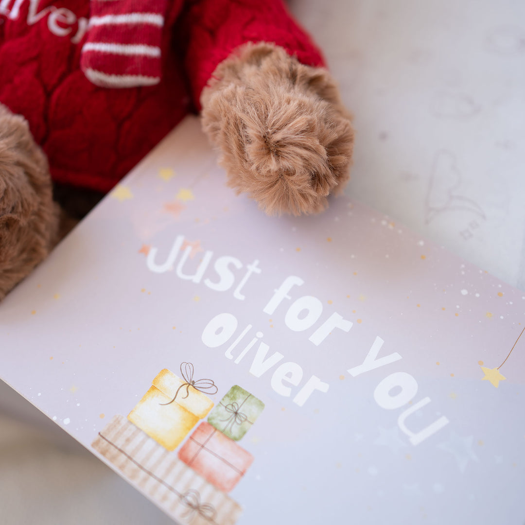 JBØRN-julebamse i plys med personlig festdragt - Personlige babyprodukter solgt og personliggjort af JustBørn