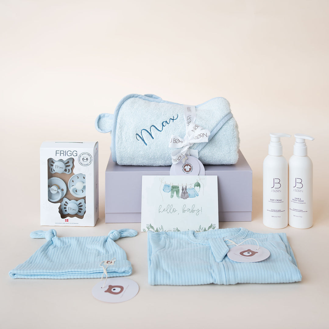 JBØRN New Born Gift Set | First Pacifiers, Organic Cotton Towel, Sleep Suit & Skin Care Set - Personalisable Baby Products Sold and Personalised by JustBørn