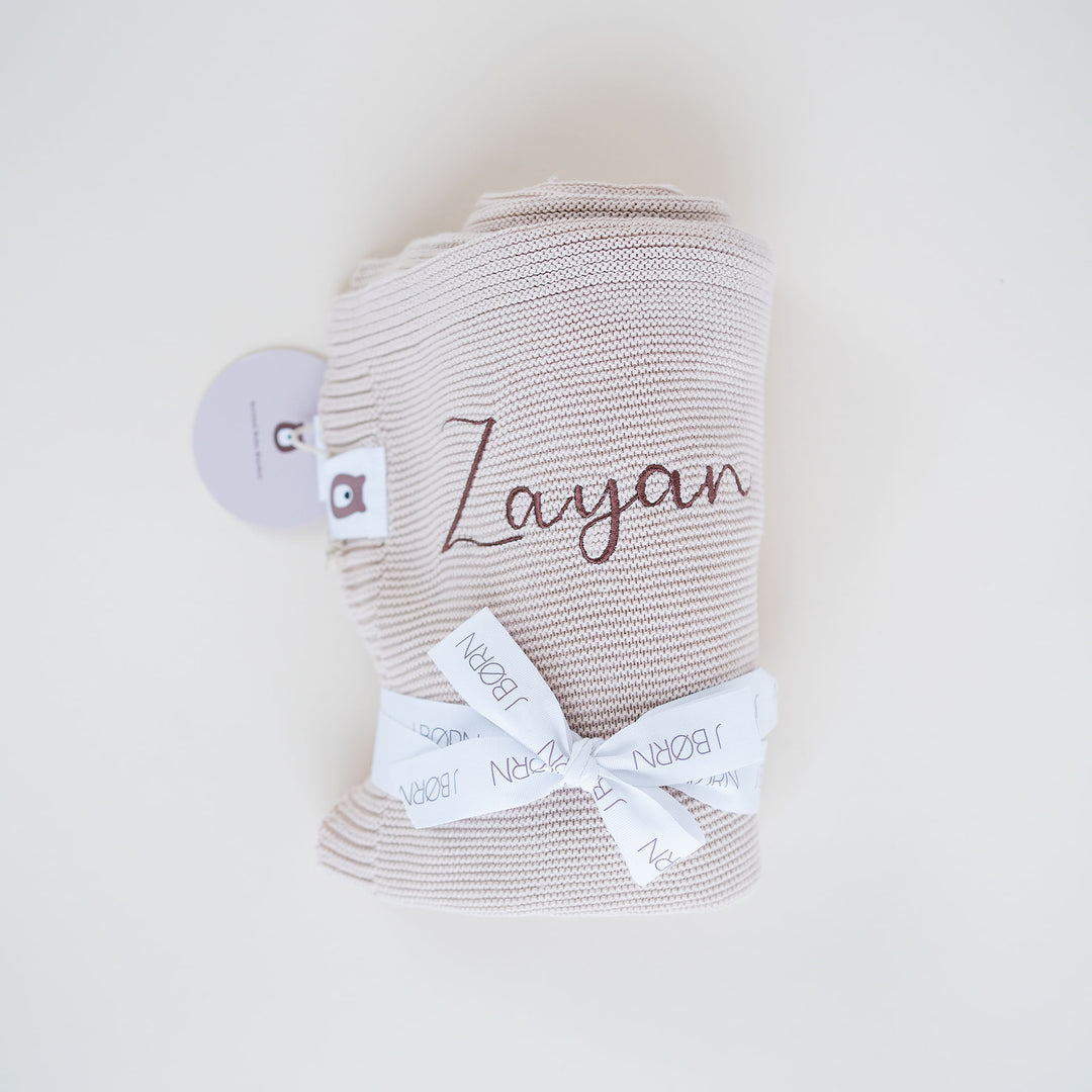 JBØRN Knitted Blanket - Personalisable Baby Products Sold and Personalised by JustBørn