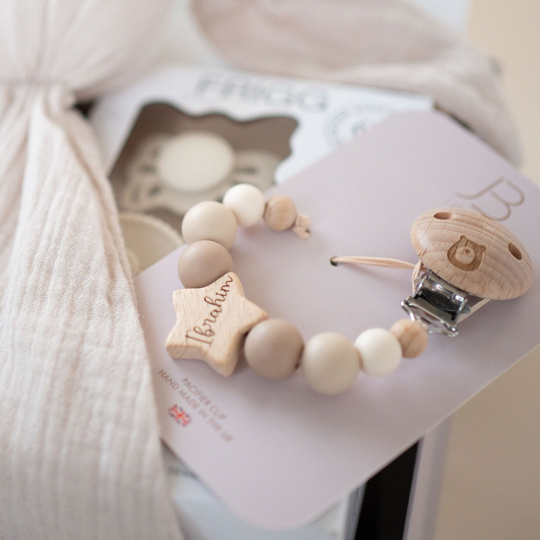 JBØRN Star Pacifier Clip - Personalisable Baby Products Sold and Personalised by JustBørn