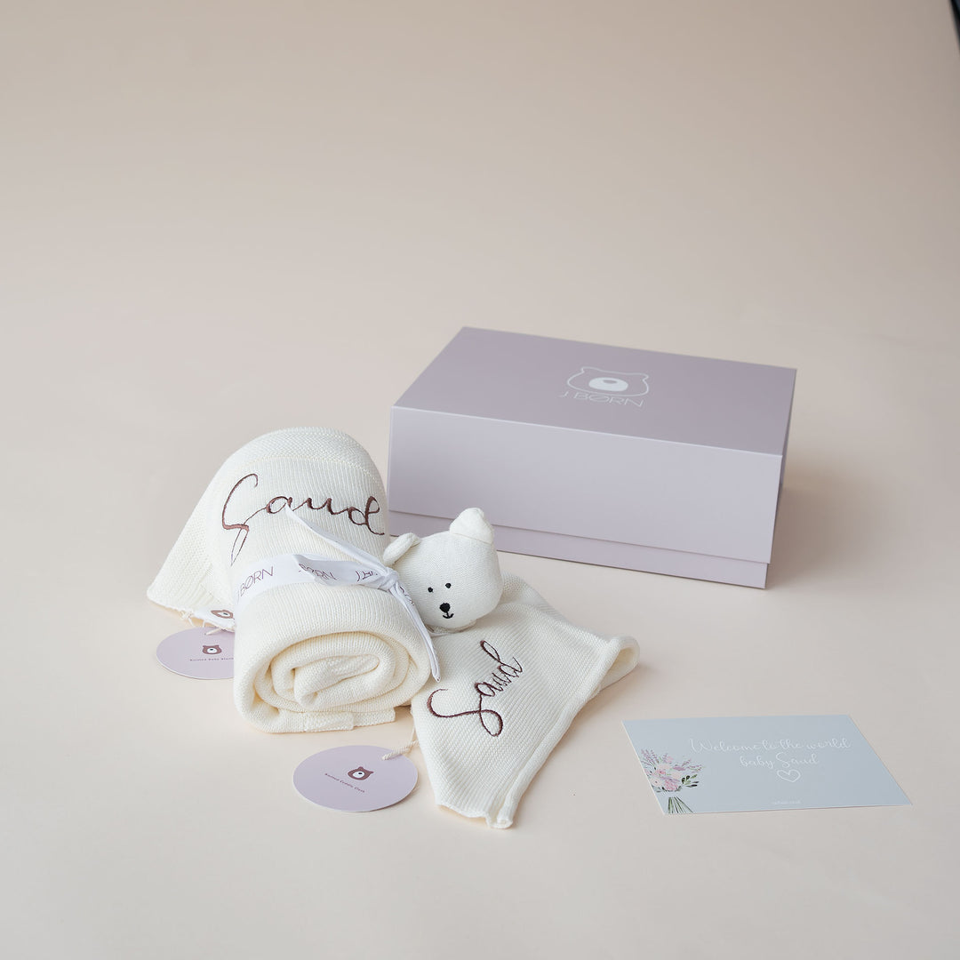 JBØRN Baby Gift Set | Knitted Blanket & Comforter - Personalisable Baby Products Sold and Personalised by JustBørn
