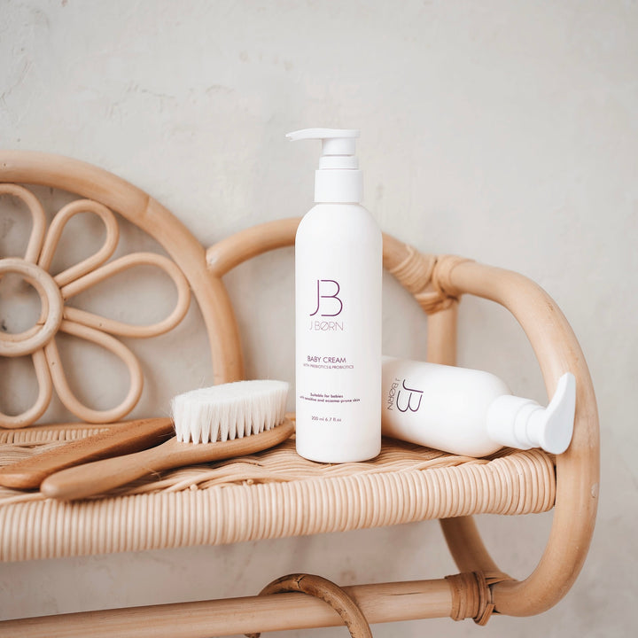 JBØRN Baby Care Gift Box | Hair Brushes & Skin Care Set - Personalisable Baby Products Sold and Personalised by JustBørn