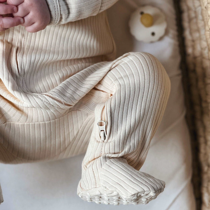 JBØRN Organic Cotton Sleepsuit & Knitted Blanket Set - Personalisable Baby Products Sold and Personalised by JustBørn