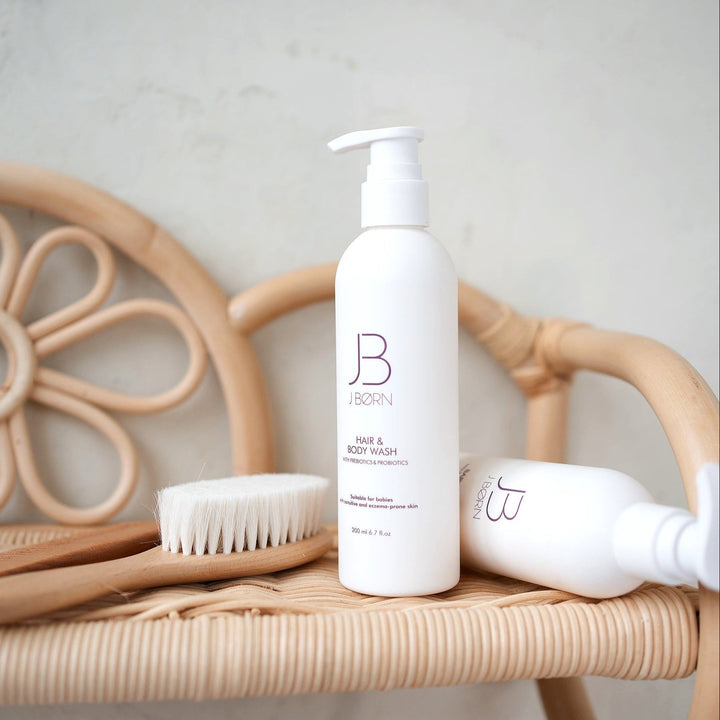 JBØRN New Born Gift Set | First Pacifiers, Organic Cotton Towel, Sleep Suit & Skin Care Set - Personalisable Baby Products Sold and Personalised by JustBørn