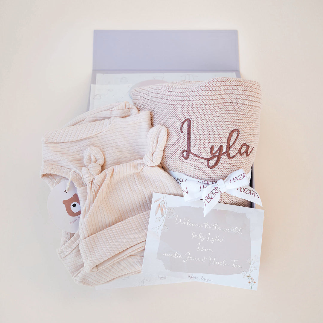 JBØRN Organic Cotton Sleepsuit & Knitted Blanket Set - Personalisable Baby Products Sold and Personalised by JustBørn