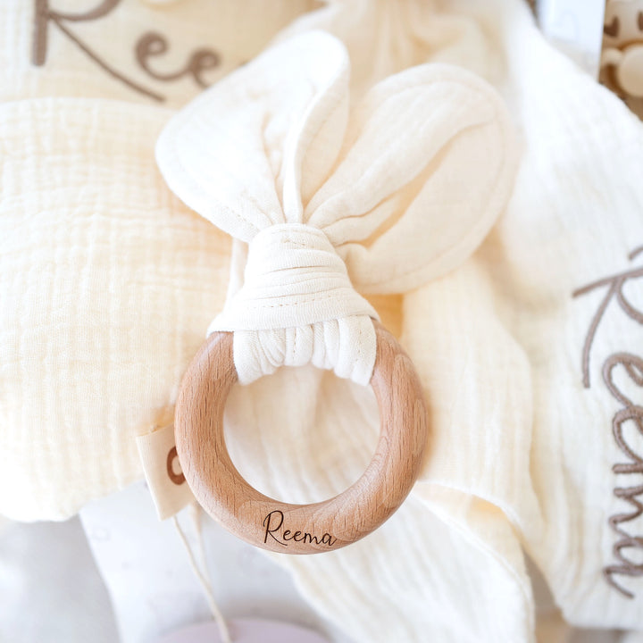 JBØRN x BIBS Willkommensgeschenkset für Babys | Neugeborenen-Bundle