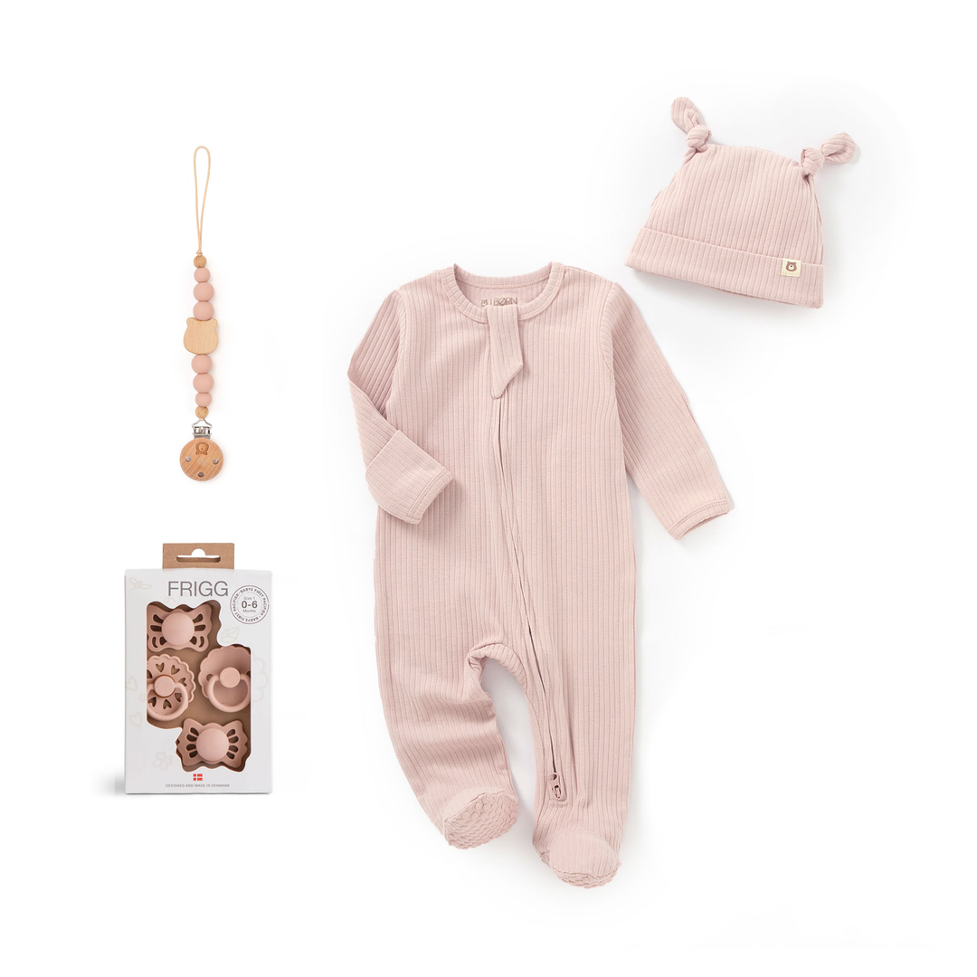 JBØRN x FRIGG Baby Gift Set | Organic Cotton Sleepsuit, First Pacifiers & Matching Clip First Pacifiers & Matching Sleepsuit Set | Blush - Personalisable Baby Products Sold and Personalised by JustBørn