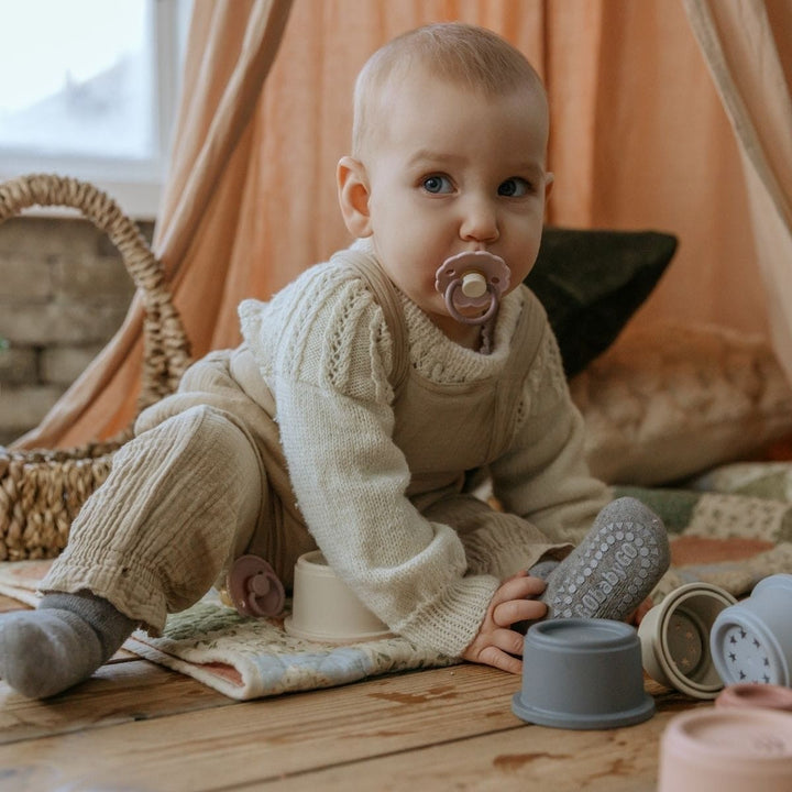 FRIGG Daisy Bloom Silicone Pacifier - Personalisable Baby Products Sold and Personalised by JustBørn