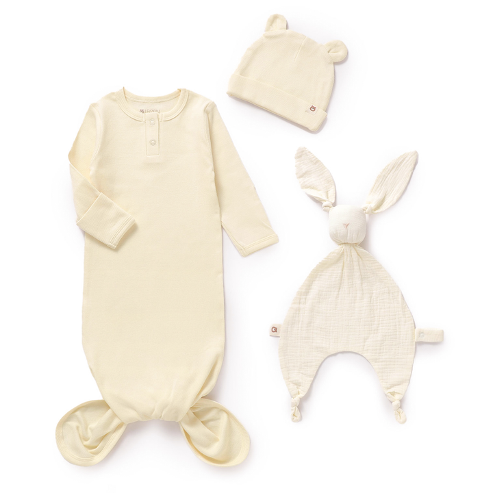 JBØRN Baby Sleep Set | Organic Cotton Sleeping Gown & Comforter Set (0–6M) Gown & Comforter Set | Pale Daffodil - Personalisable Baby Products Sold and Personalised by JustBørn