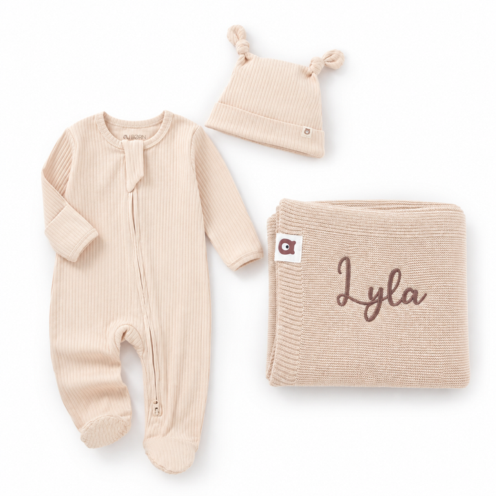 JBØRN Organic Cotton Sleepsuit & Knitted Blanket Set - Personalisable Baby Products Sold and Personalised by JustBørn
