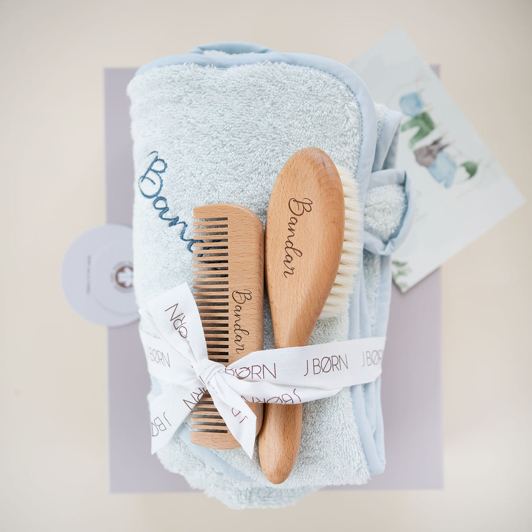 JBØRN Natural Beechwood Hairbrush & Comb Set - Personalisable Baby Products Sold and Personalised by JustBørn
